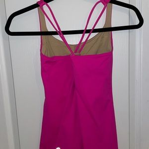 Lululemon tank
